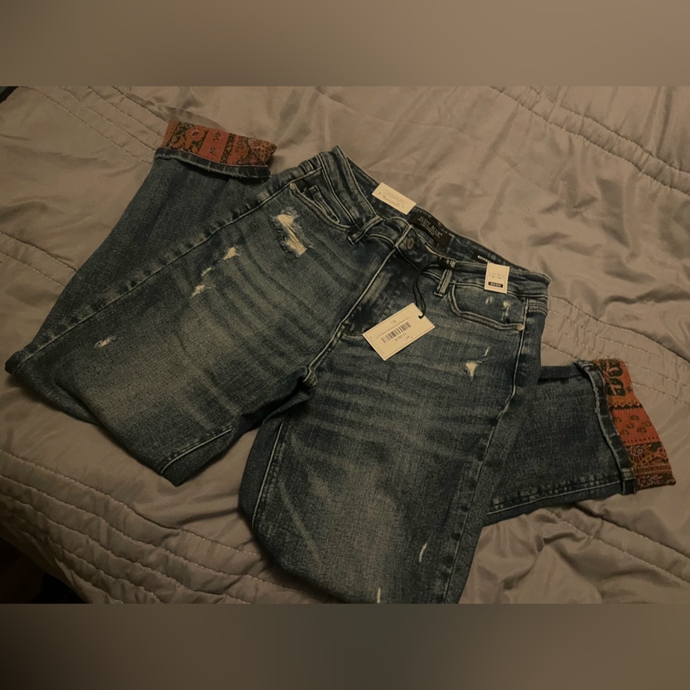 Judy Blue Mid Rise Boyfriend Fit Jeans; Paisley Cuffed